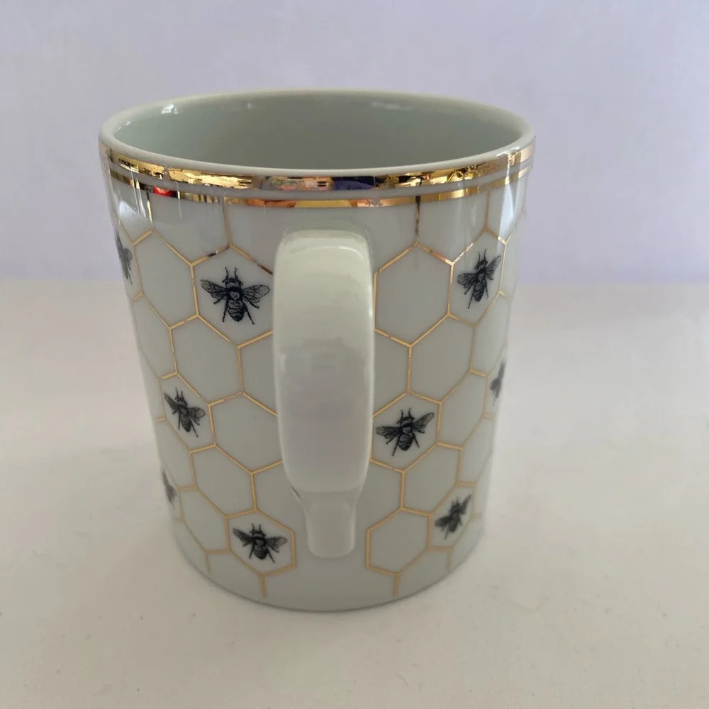 (1) Williams Sonoma mug